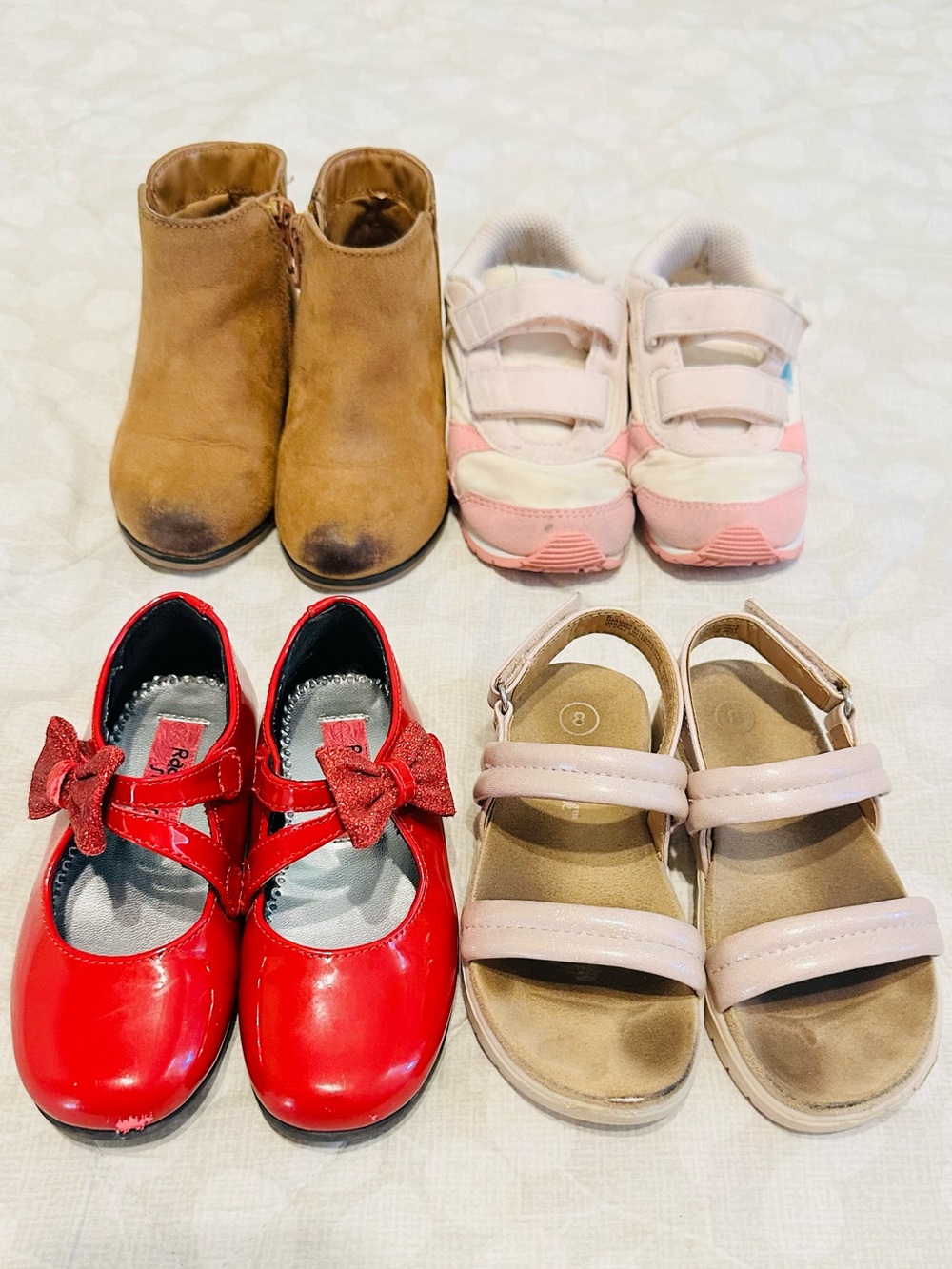 Bundle of toddler girls shoes - Size 8